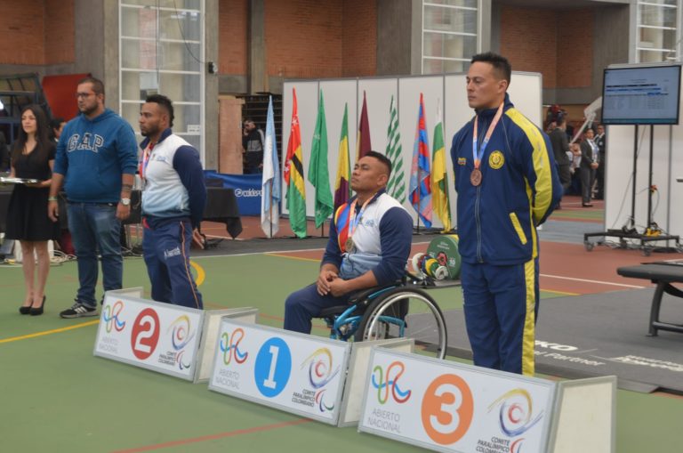 Con una excelente compañía del público se vivió el segundo día del VII Abierto Nacional de para-powerlifting