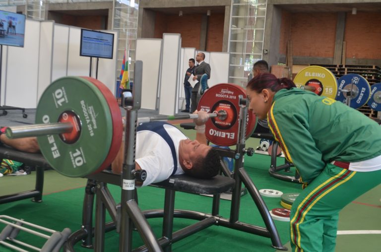 Con los “pesos pesados” del levantamiento de pesas finalizó el VII Abierto Nacional de Para- powerlifting