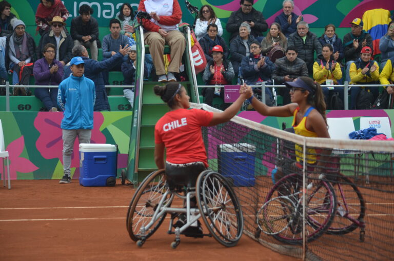 Tenis en silla de ruedas, deporte multicultural en Cali