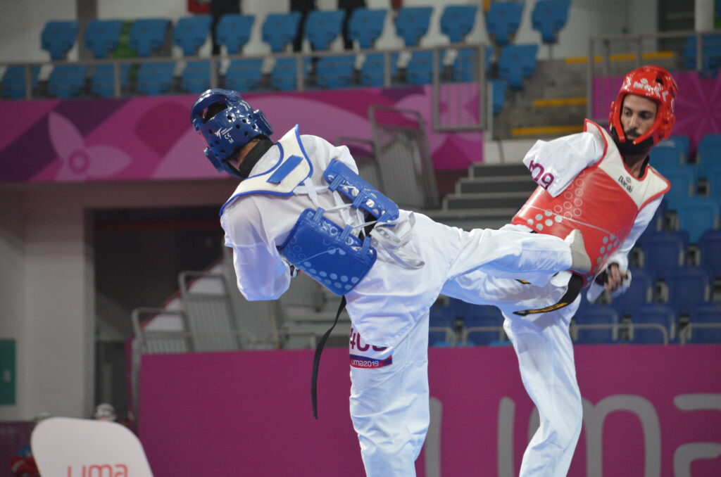 Atletas en competencia de Para Taekwondo en los Juegos Parapanamericanos Lima 2019