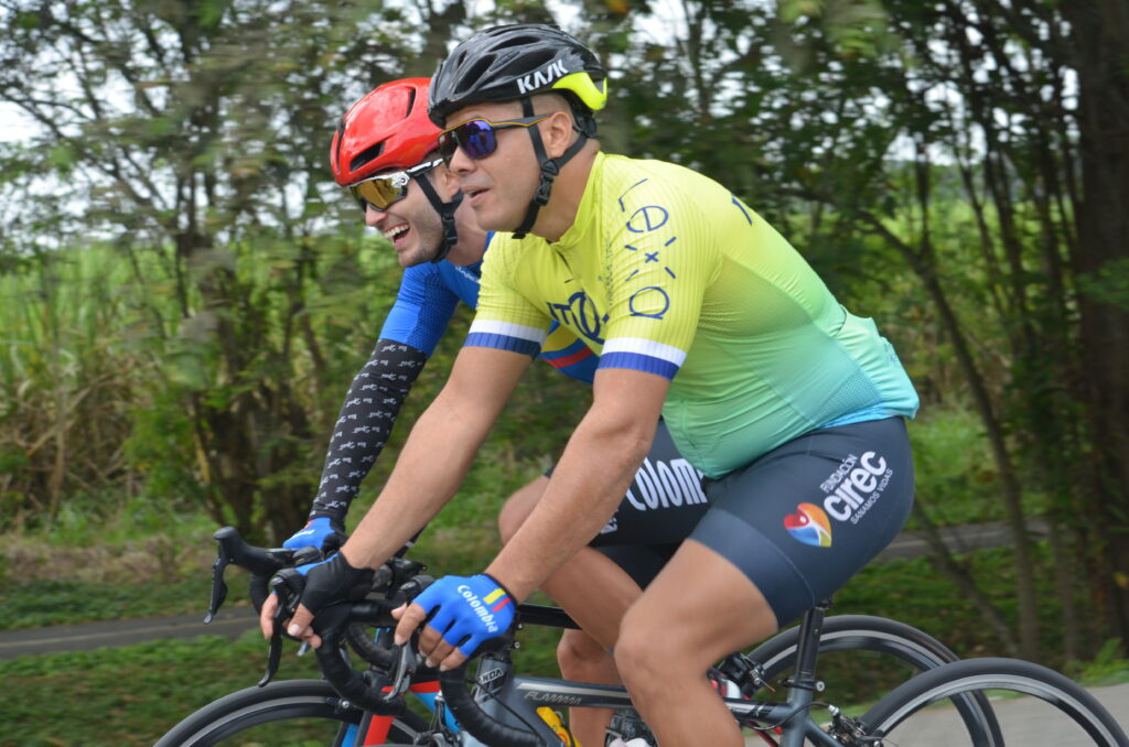 Ciclistas Edwin Matiz y Wilmar Marulanda 