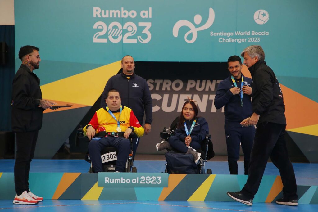 Jesús Romero y María Vélez Izaza, ganadores de la categoría Parejas BC3