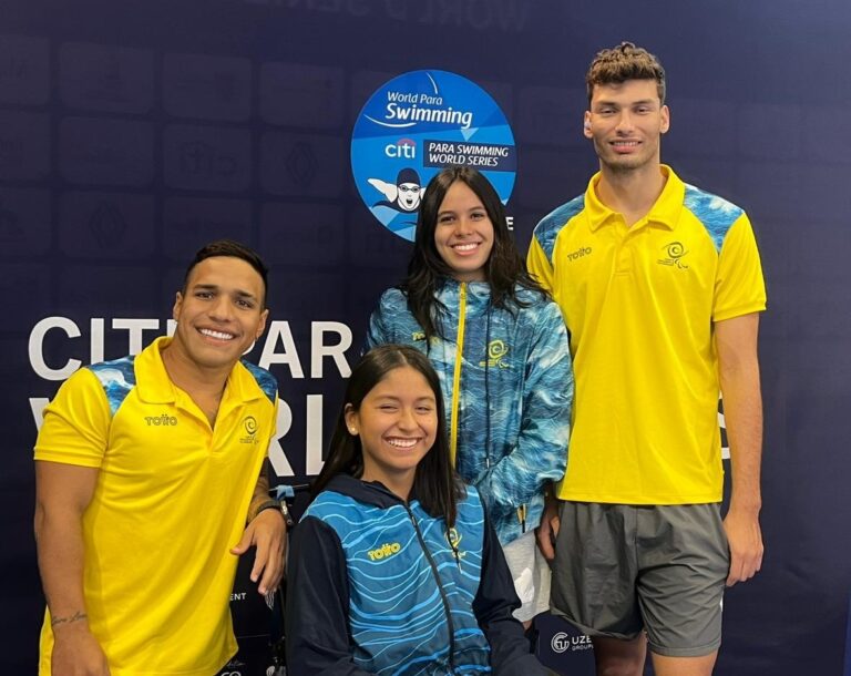 Con nueve medallas regresan los colombianos de la Serie Mundial de Para natación de Limoges